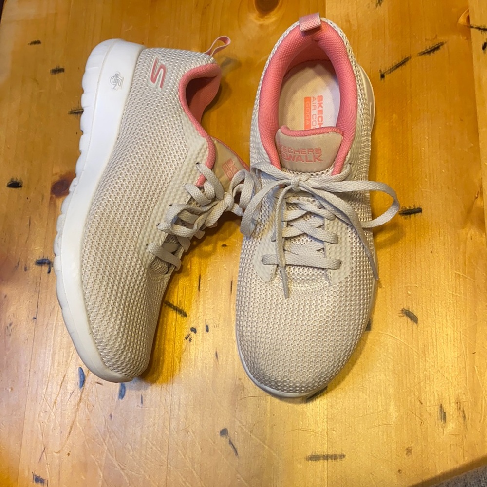 Skechers air cooled goga mat sneakers, worn once